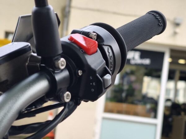 Surron Ultra Bee T 2025 - Image 15